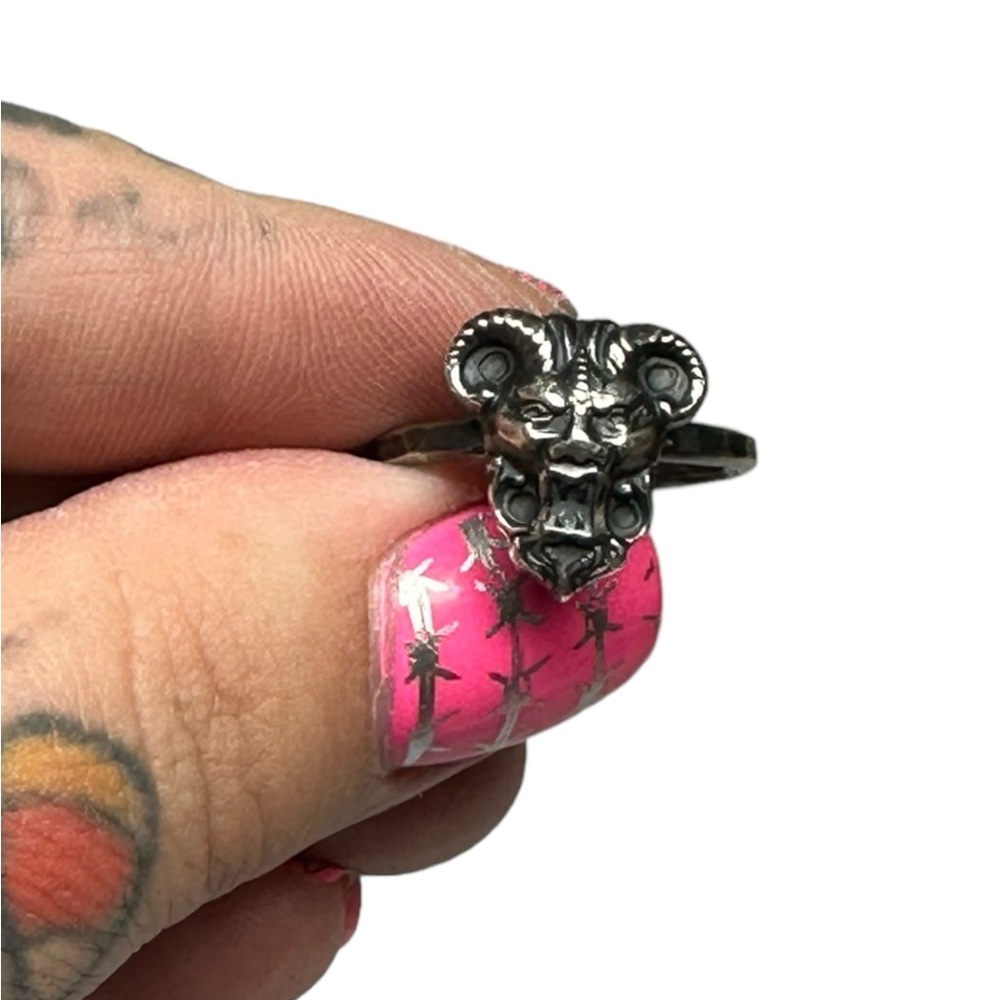 Sterling Silver Ram Head Ring in Silver